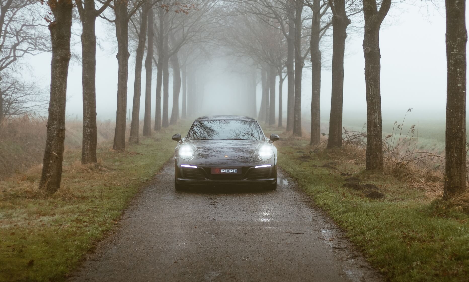 Luxe Porsche bedrijfswagens met uitstekende service voor zakelijke mobiliteitsoplossingen in Roosendaal